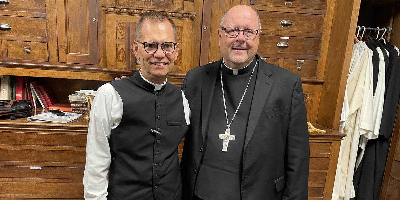 Father James Roach installed as St. John Cantius’ ninth pastor