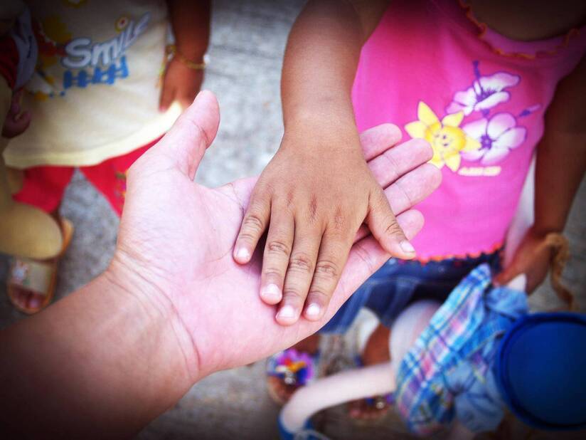 Hand g14124614e19202
